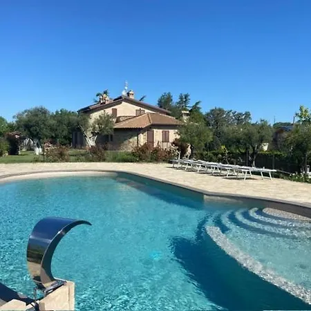 Madonna Carradori Frühstückspension 3*