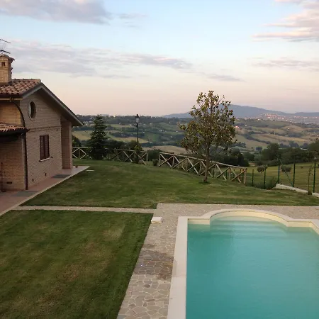 Bed & Breakfast Madonna Carradori 3*