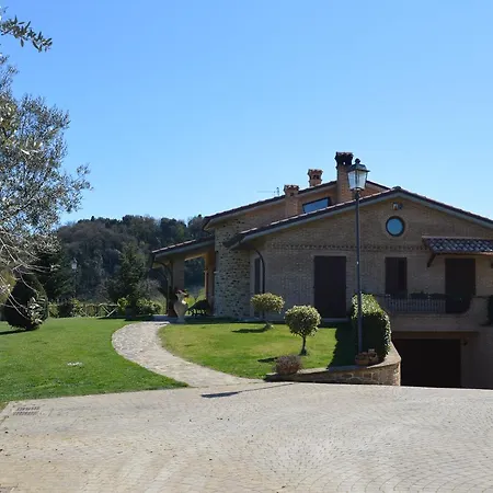 Madonna Carradori Bed & Breakfast