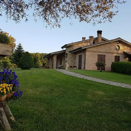 Madonna Carradori Offagna