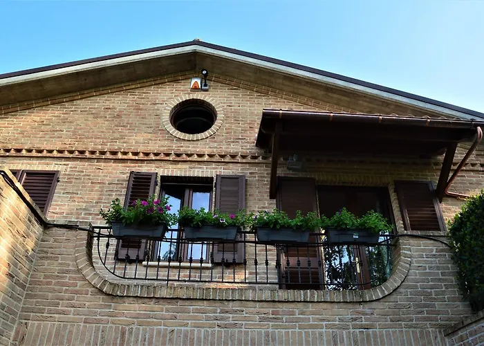 Madonna Carradori 3*